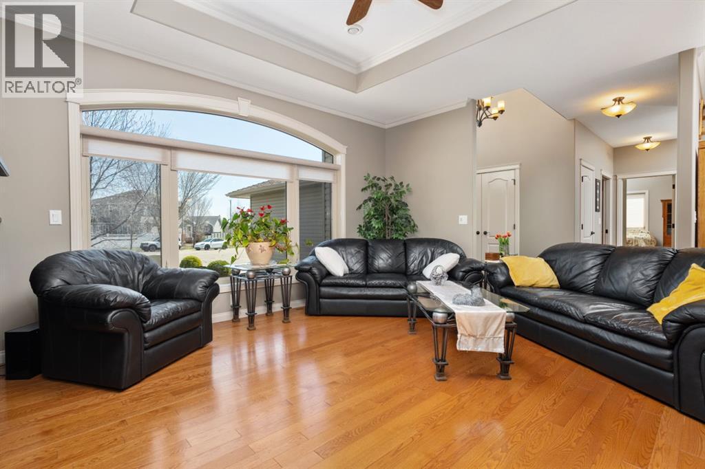 5607 27 Avenueclose, Camrose, Alberta  T4V 5C2 - Photo 3 - A2306660