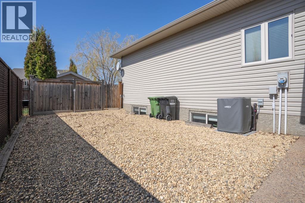 5607 27 Avenueclose, Camrose, Alberta  T4V 5C2 - Photo 34 - A2306660