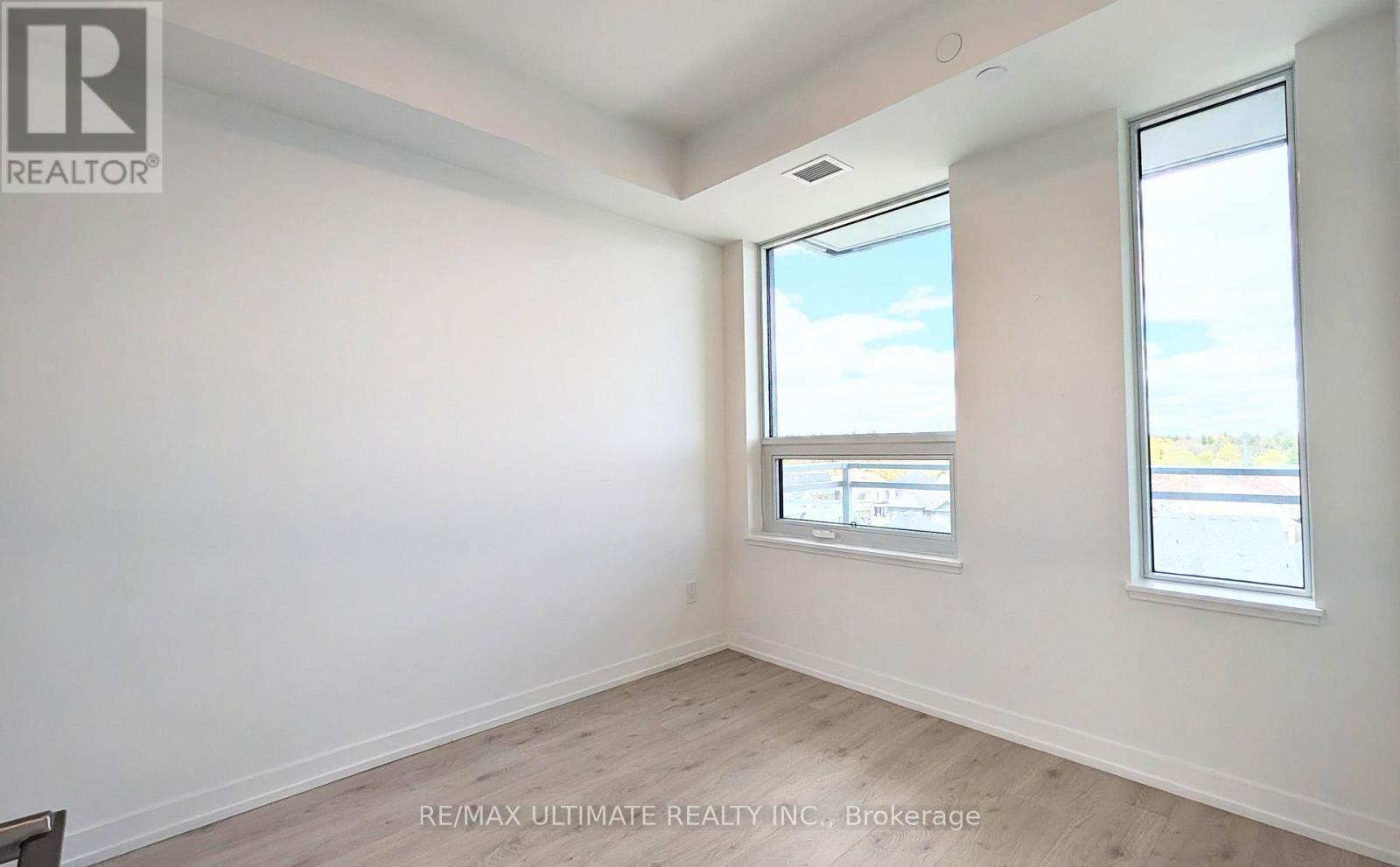 506 - 2501 Saw Whet Boulevard, Oakville, Ontario  L6M 4G3 - Photo 8 - W13110510