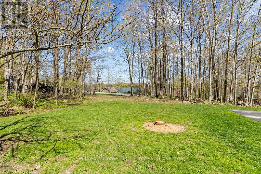 24 Shore Drive, South Bruce Peninsula, Ontario  N0H 1A0 - Photo 5 - X12890586