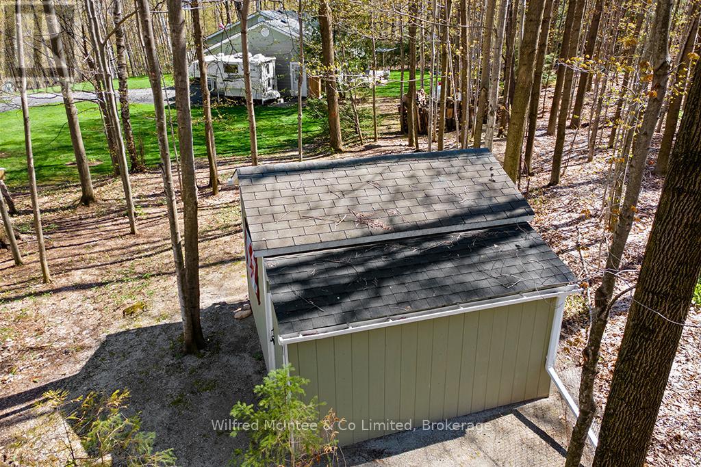 24 Shore Drive, South Bruce Peninsula, Ontario  N0H 1A0 - Photo 43 - X12890586