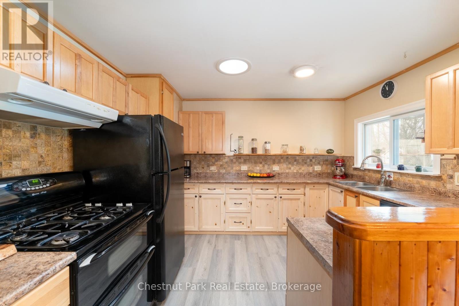 23 Ewing Street, Bracebridge, Ontario  P1L 1C7 - Photo 17 - X13086102