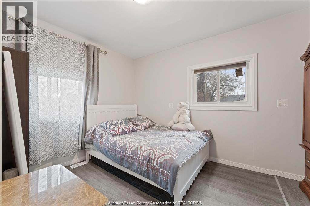 965 Bridge Avenue, Windsor, Ontario  N9B 2M9 - Photo 18 - 26010722