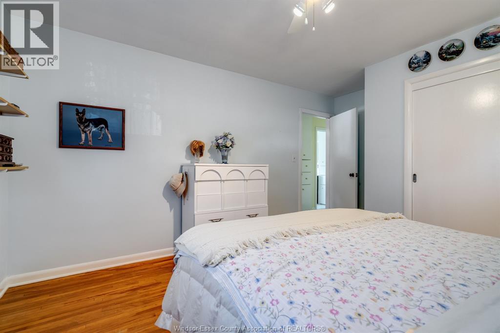 3024 Parkwood, Windsor, Ontario  N8W 2K4 - Photo 13 - 26010494