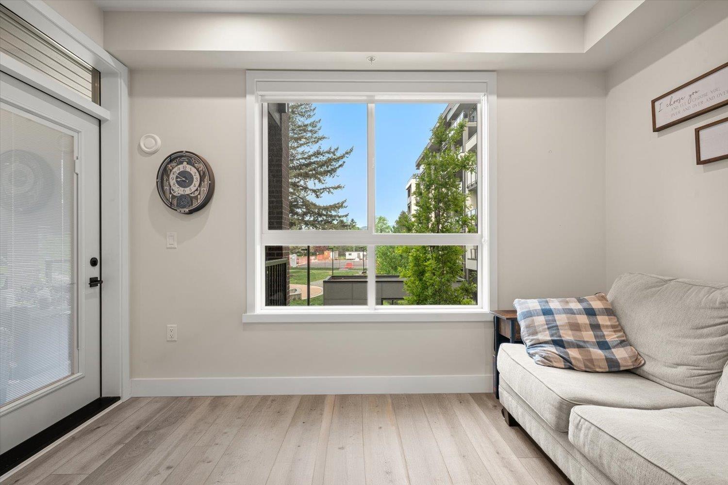 202 45511 Campus Drive, Garrison Crossing, Chilliwack, British Columbia  V2R 6K8 - Photo 11 - R3118976