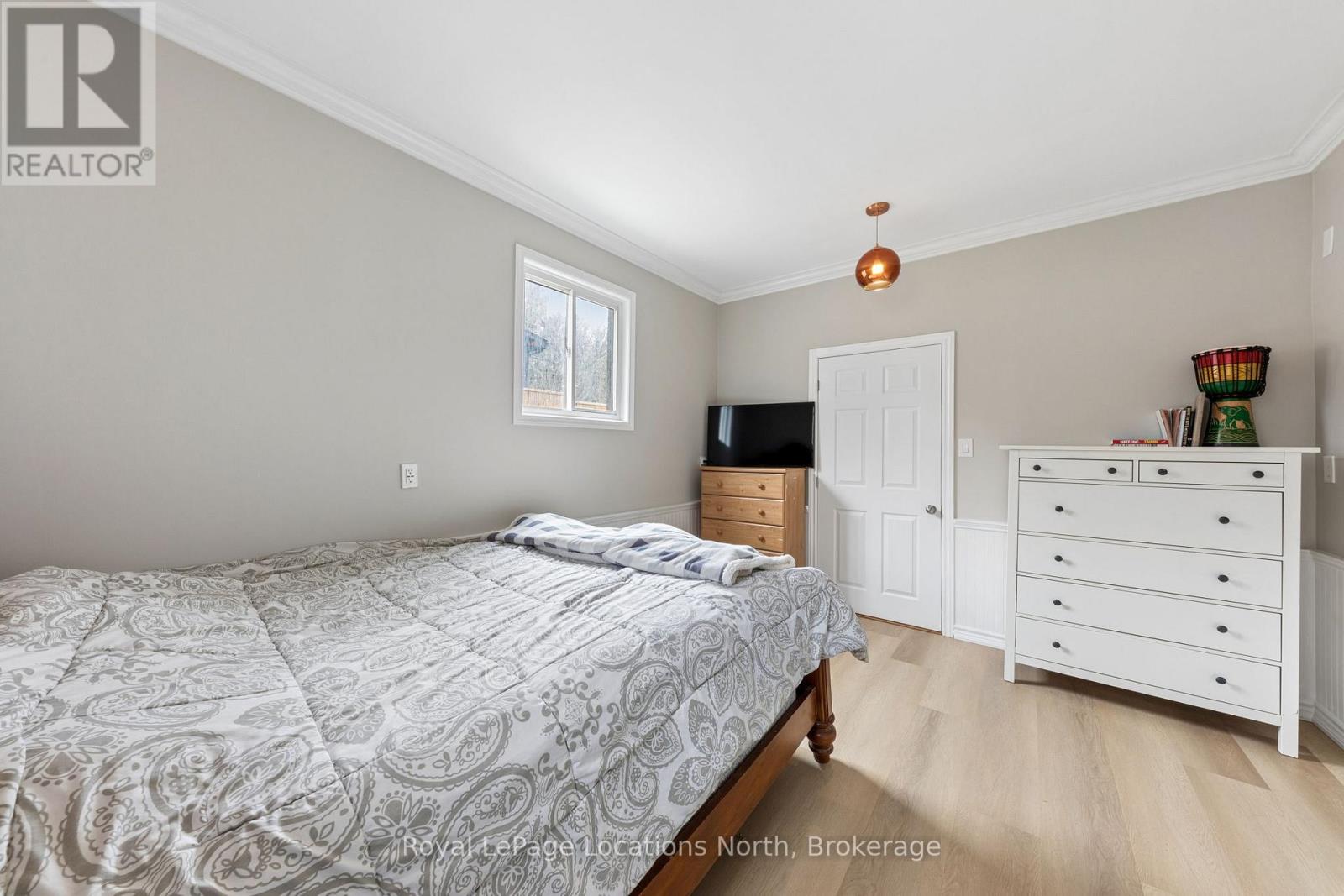 93 Ronald Avenue, Tiny, Ontario  L0L 1P0 - Photo 14 - S13111016