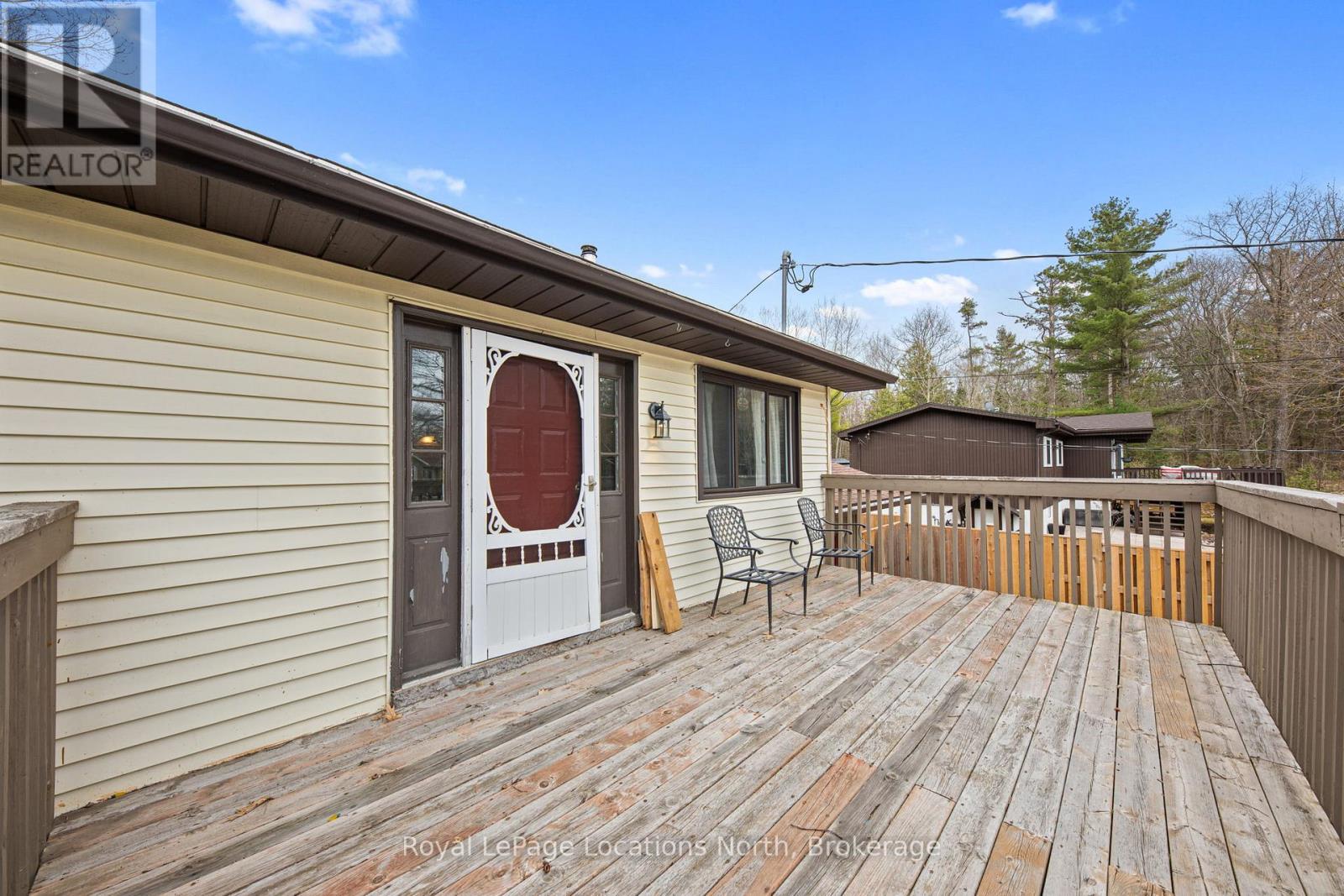 93 Ronald Avenue, Tiny, Ontario  L0L 1P0 - Photo 4 - S13111016