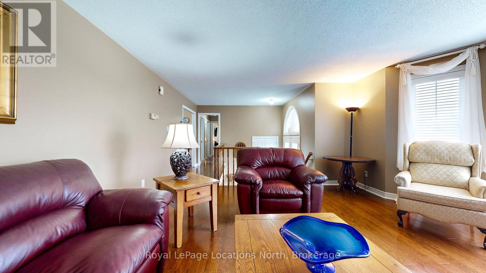 4 Hillier Court, Wasaga Beach, Ontario  L9Z 1J8 - Photo 18 - S13111074