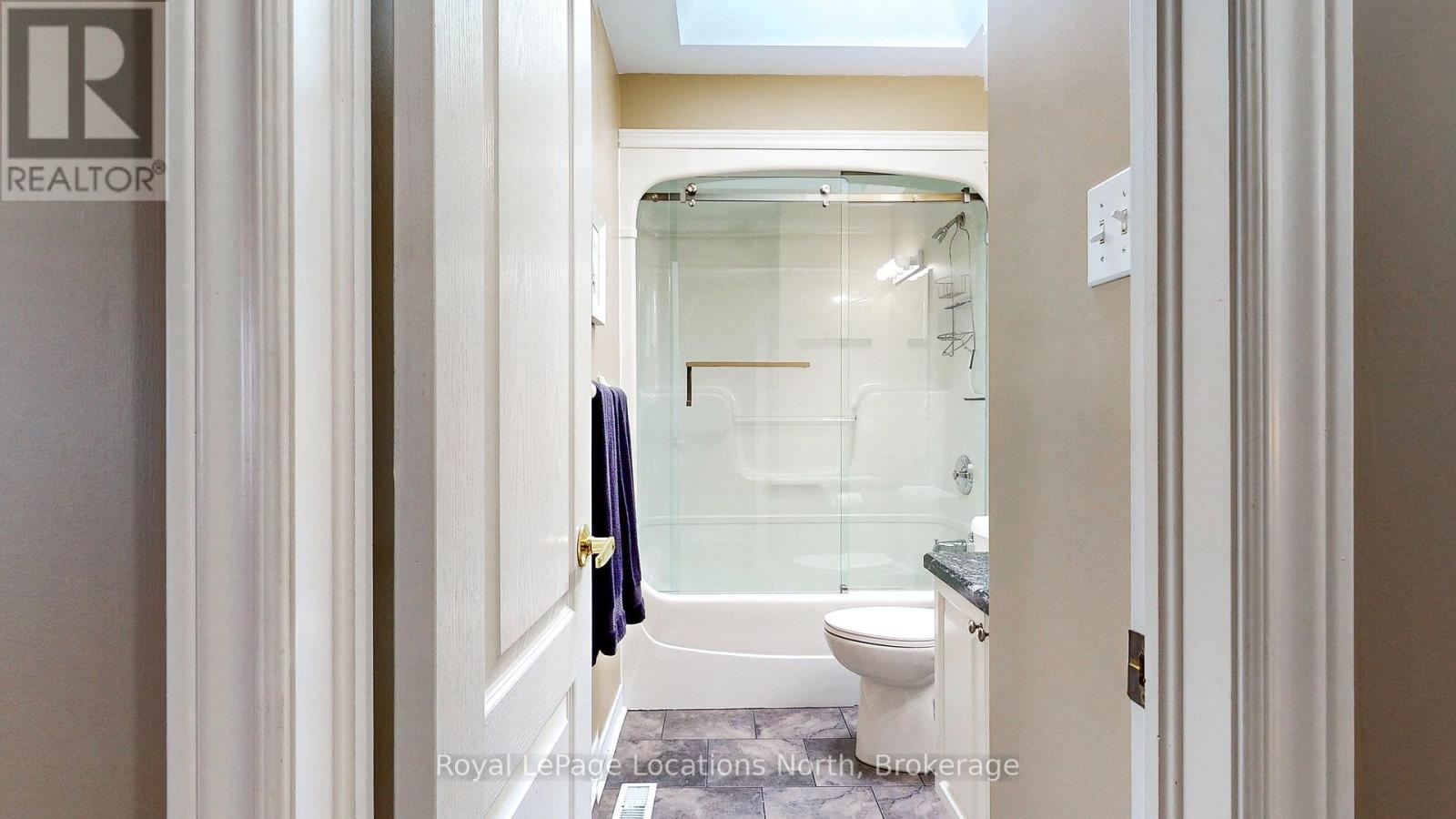 4 Hillier Court, Wasaga Beach, Ontario  L9Z 1J8 - Photo 29 - S13111074