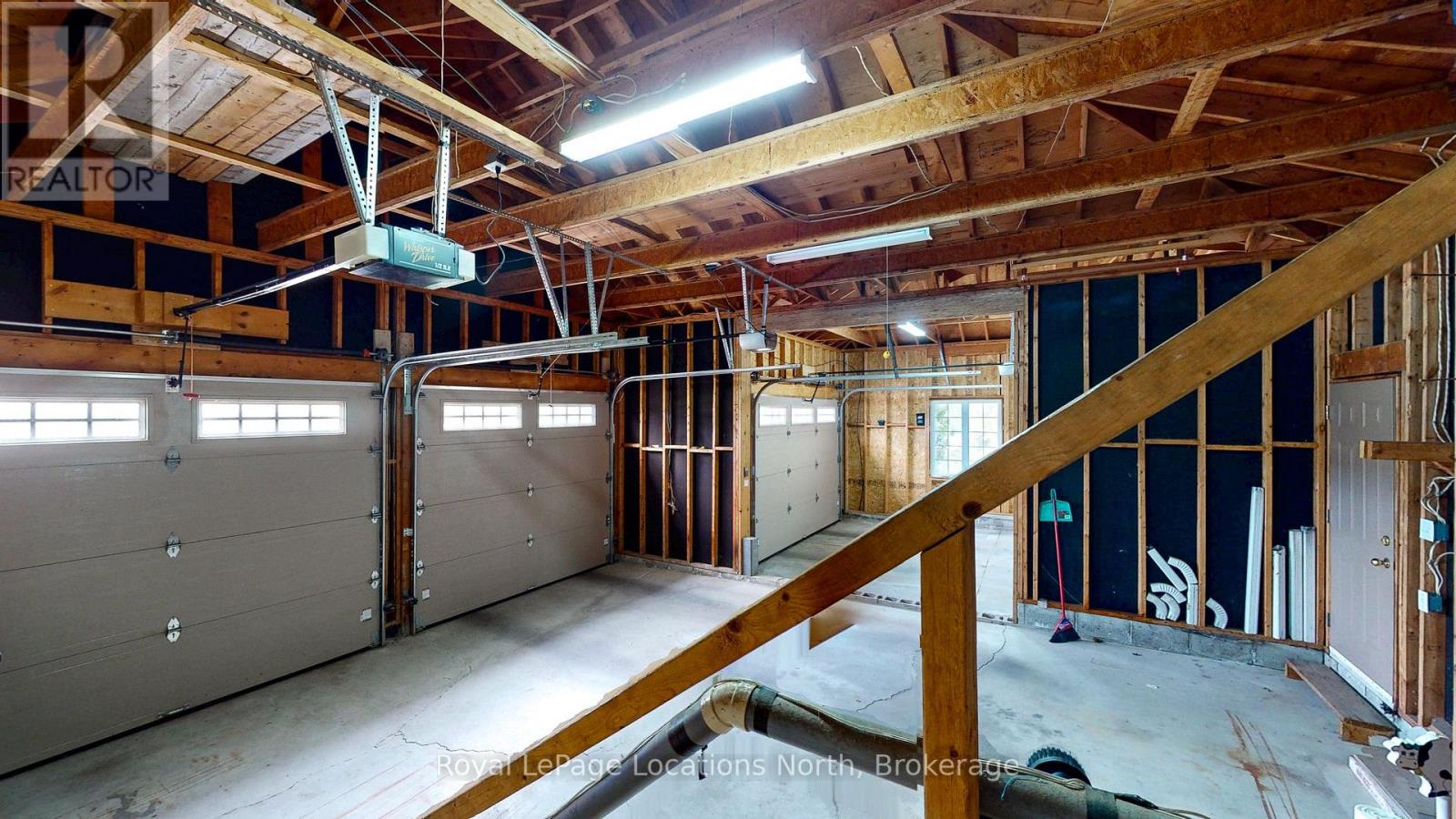 4 Hillier Court, Wasaga Beach, Ontario  L9Z 1J8 - Photo 46 - S13111074