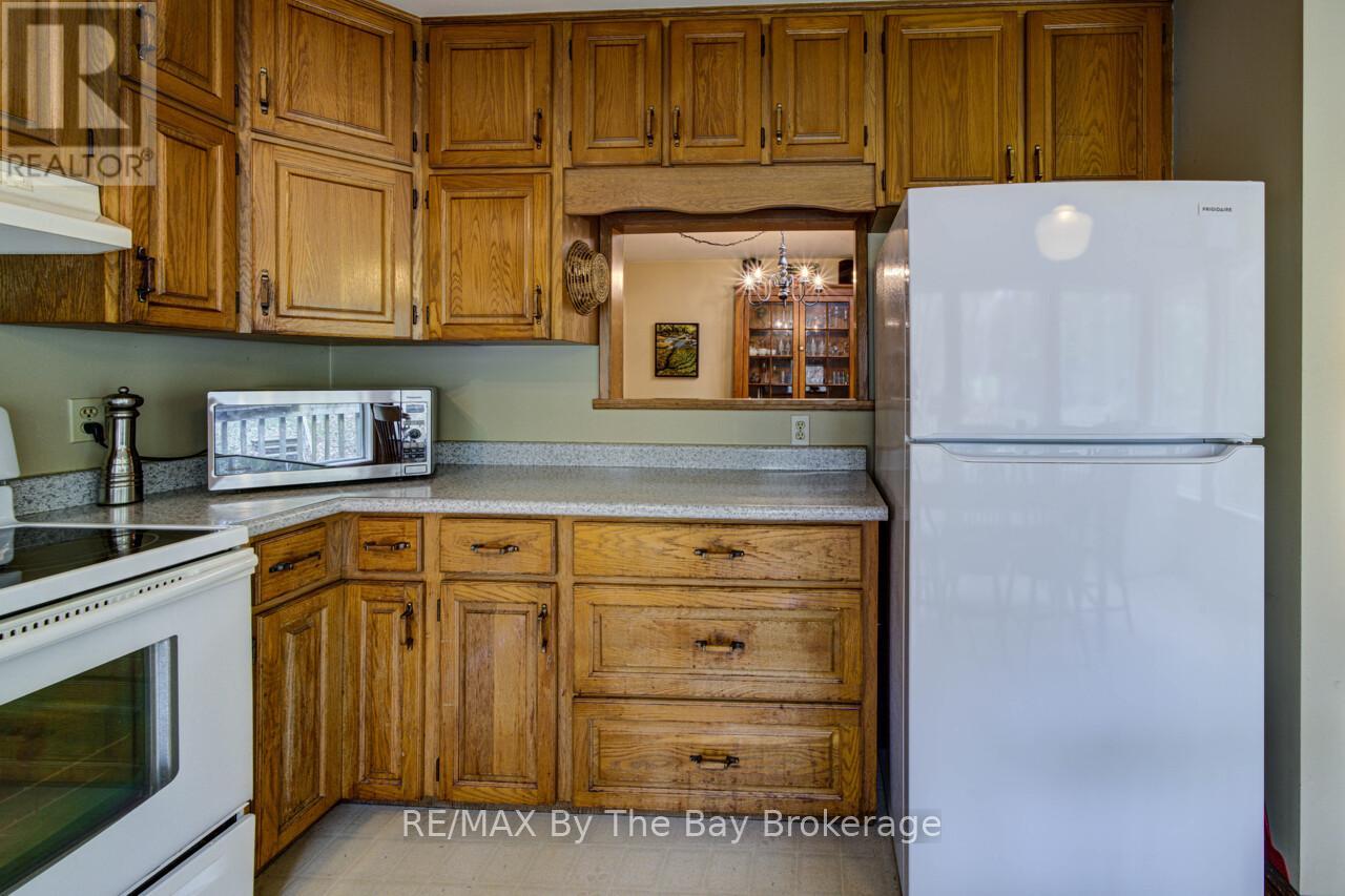 8308 County Road 9, Clearview (Creemore), Ontario  L0M 1G0 - Photo 18 - S13111156