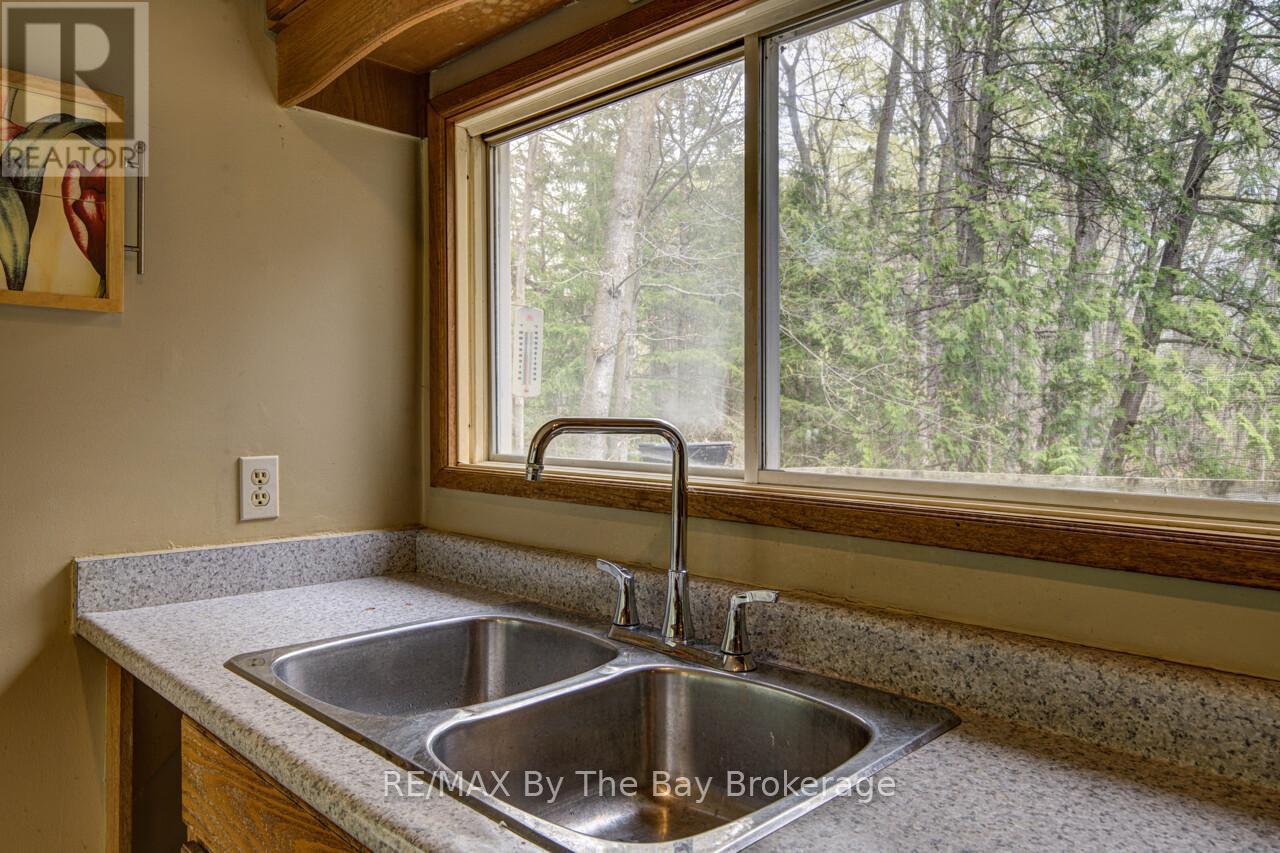 8308 County Road 9, Clearview (Creemore), Ontario  L0M 1G0 - Photo 19 - S13111156