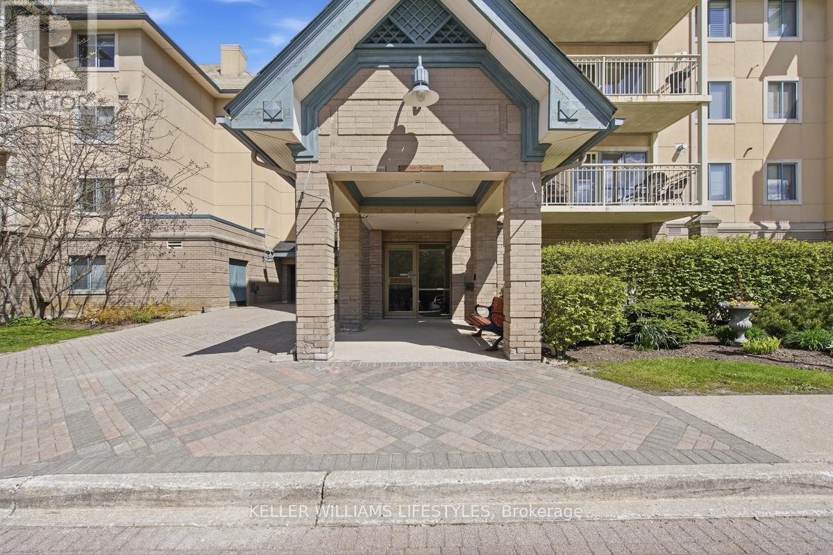 403 - 511 Gainsborough Road, London North, Ontario  N6G 4Z5 - Photo 3 - X13111184