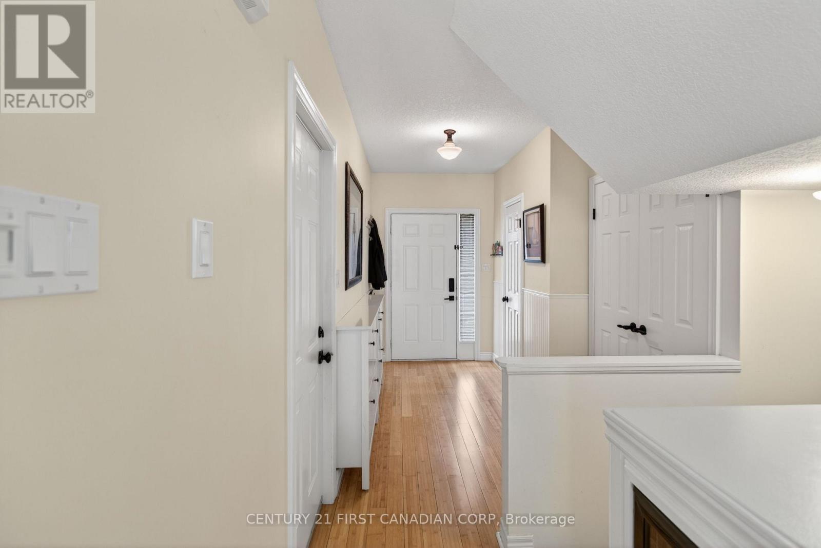 27 - 505 Blue Jay Drive, London North, Ontario  N5X 4K7 - Photo 10 - X13111218