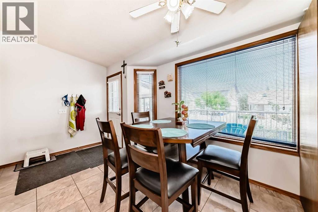 68 Harvest Oak Way Ne, Calgary, Alberta  T3K 3Y2 - Photo 7 - A2309949