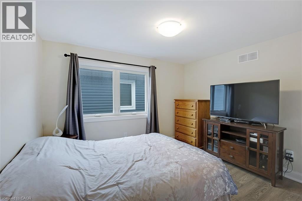 77 B Broadway Avenue, St. Catharines, Ontario  L2M 7Y3 - Photo 16 - 40829063