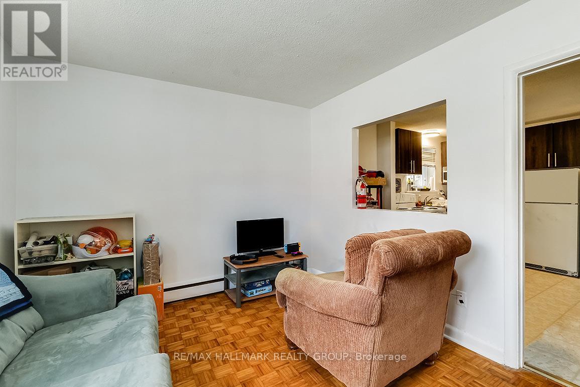 1 - 296 St Patrick Street, Ottawa, Ontario  K1N 5K5 - Photo 4 - X13110980