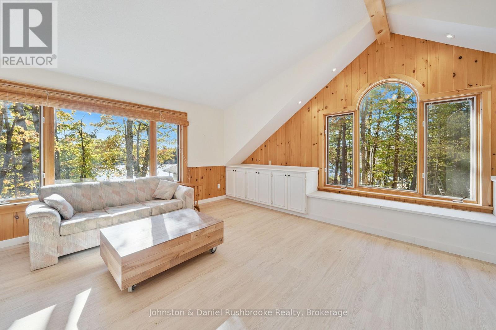 1042 El-Kee Point Lane, Muskoka Lakes, Ontario  P0B 1J0 - Photo 19 - X13111192