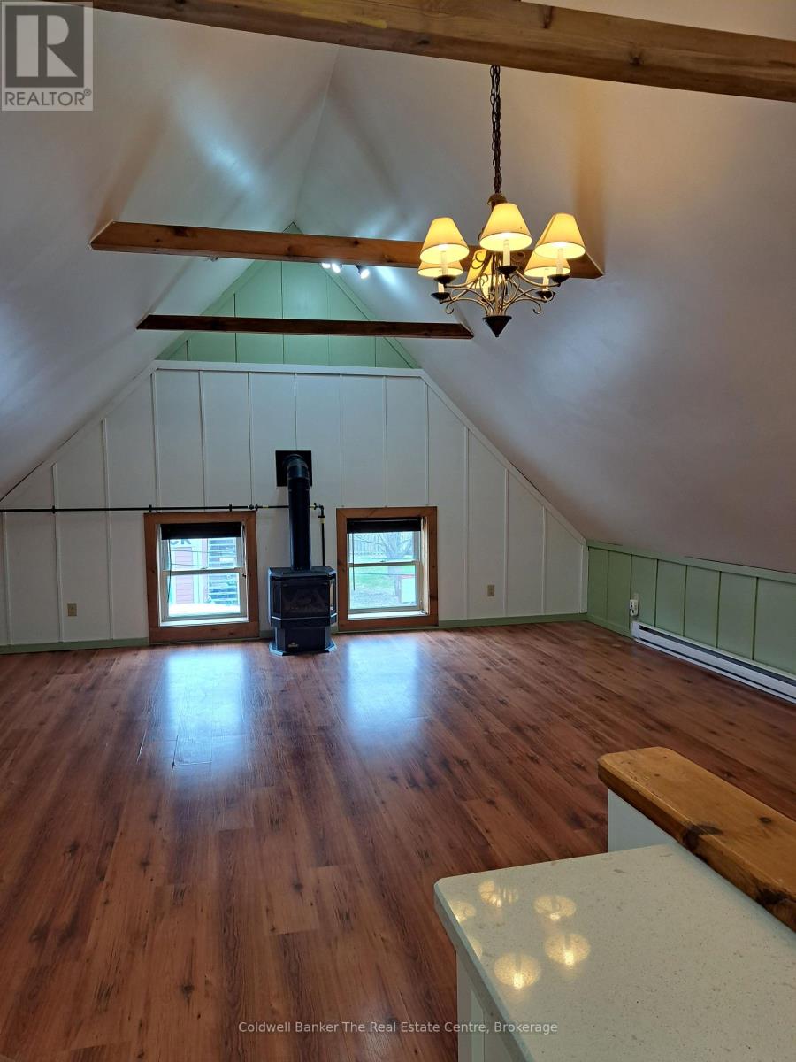 150 Hotchkiss Street, Gravenhurst, Ontario P1P 1H6 - Photo 6 - X13111212