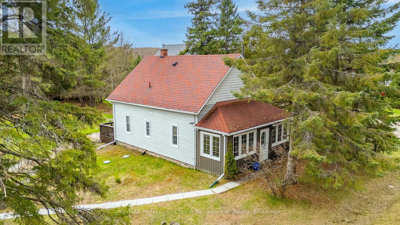 10752 COUNTY ROAD 503, Highlands East, Ontario