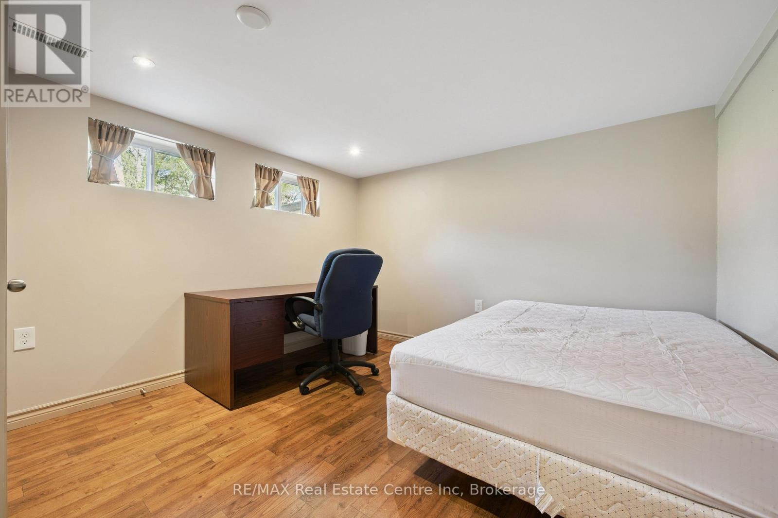 8 Harcourt Drive, Guelph, Ontario  N1G 1J6 - Photo 31 - X13111234