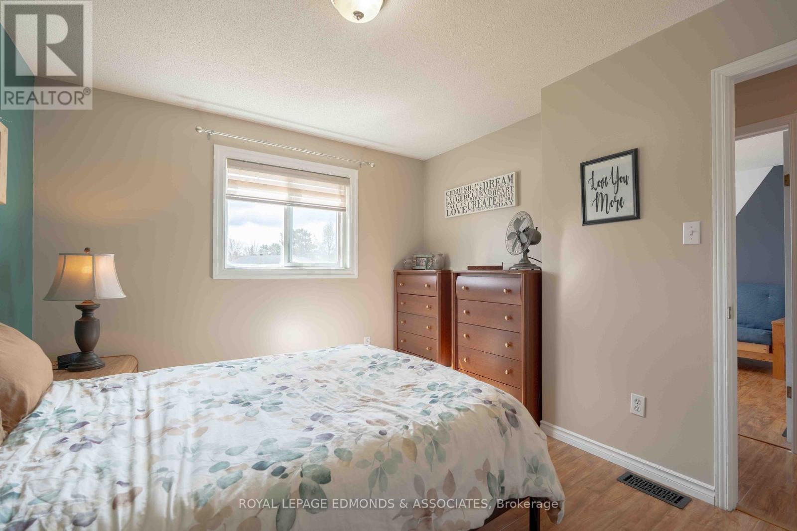9 Dutch Drive, Petawawa, Ontario  K8H 3M2 - Photo 18 - X13111178