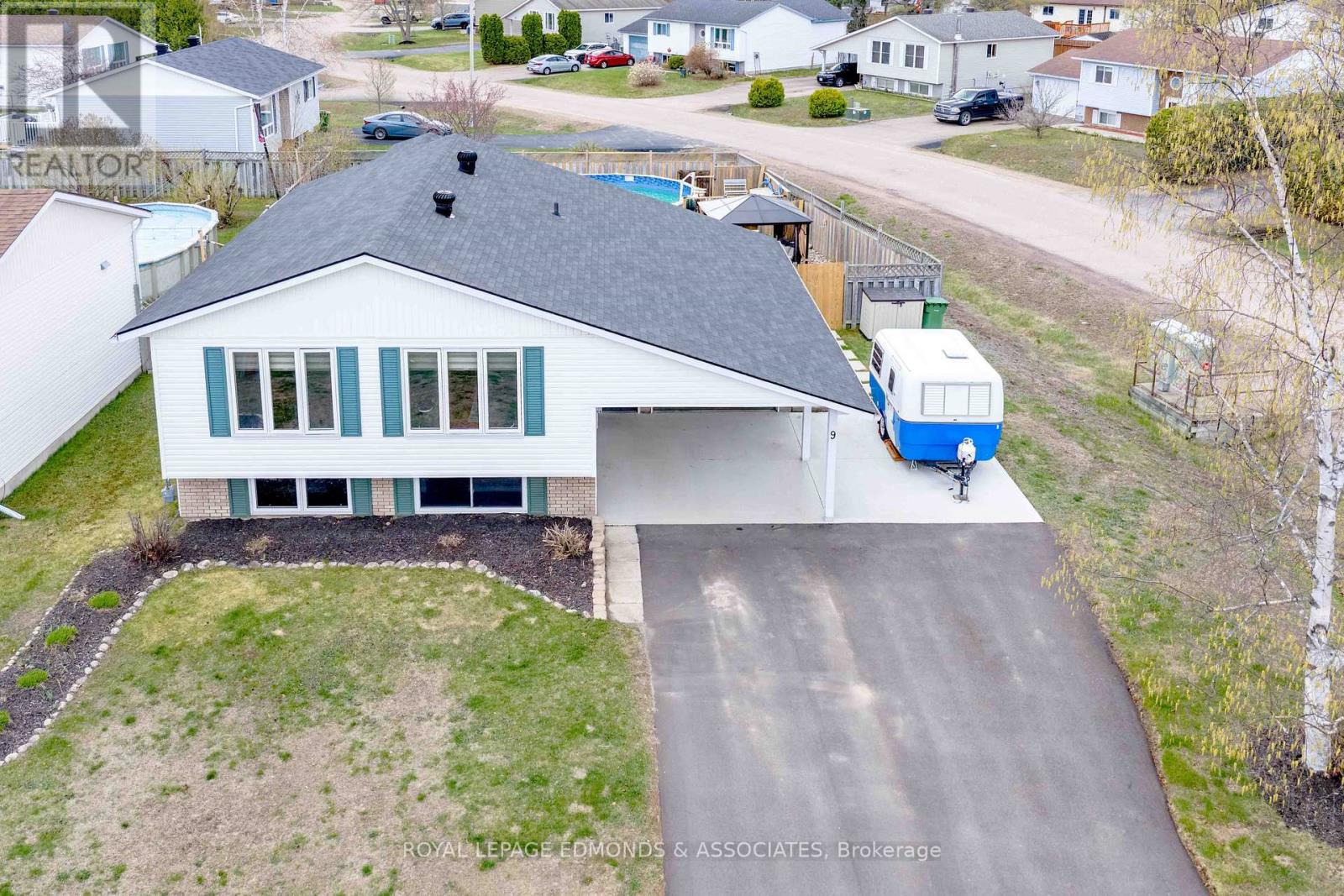 9 Dutch Drive, Petawawa, Ontario  K8H 3M2 - Photo 41 - X13111178