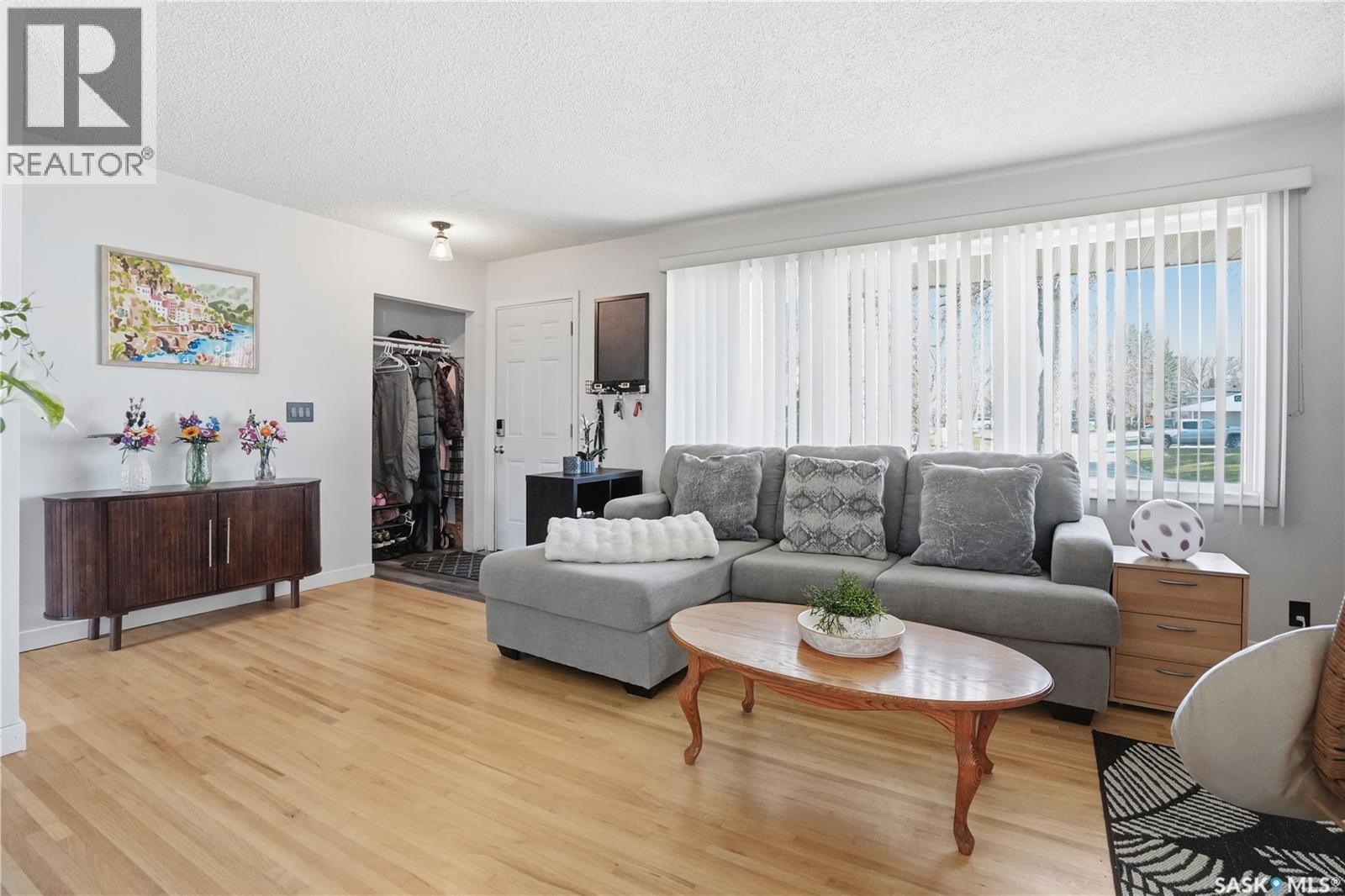 245 Orchard Crescent, Regina, Saskatchewan  S4S 5B9 - Photo 7 - SK035569
