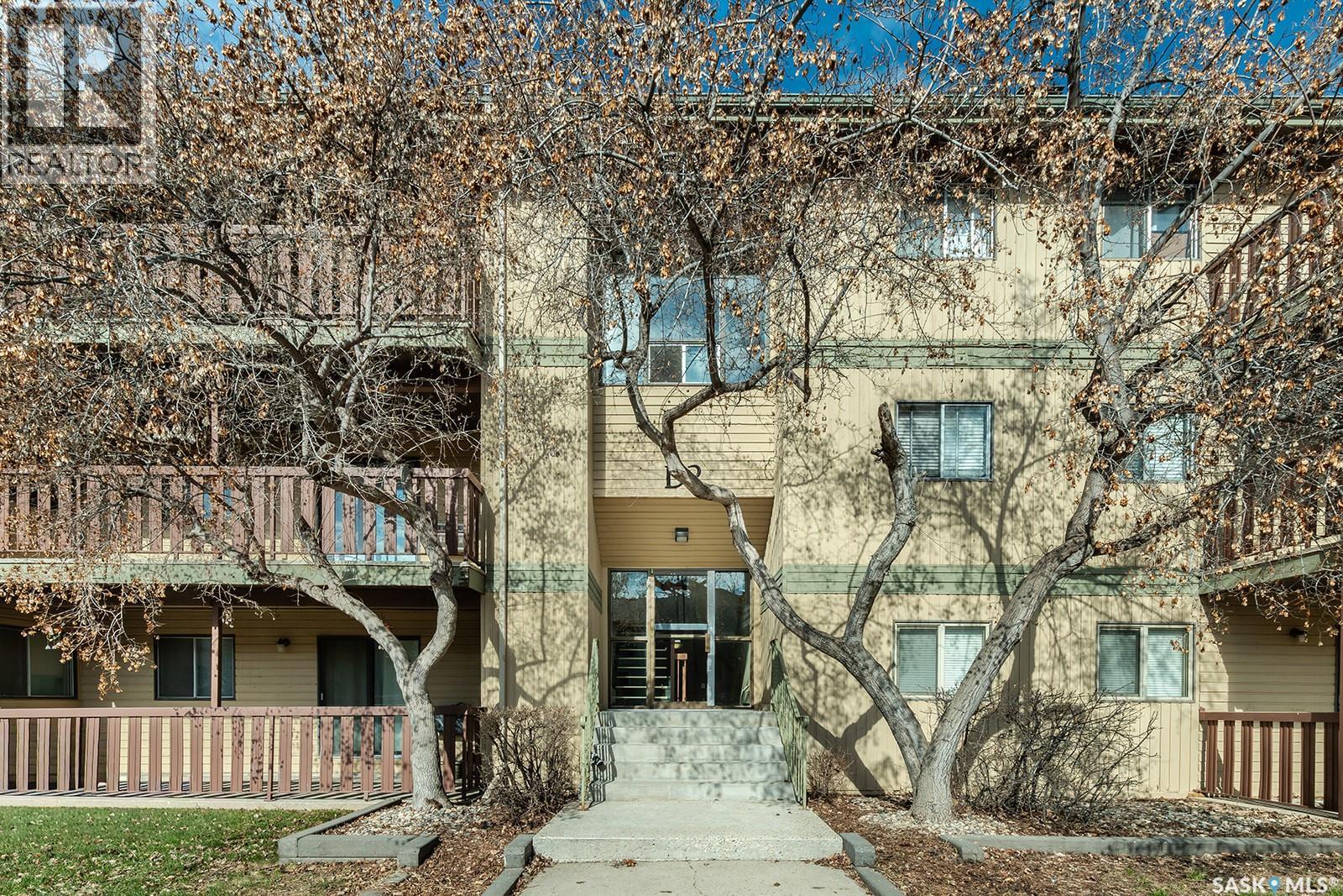 102d2 1121 Mckercher Drive, Saskatoon, Saskatchewan  S7H 5B8 - Photo 1 - SK035502