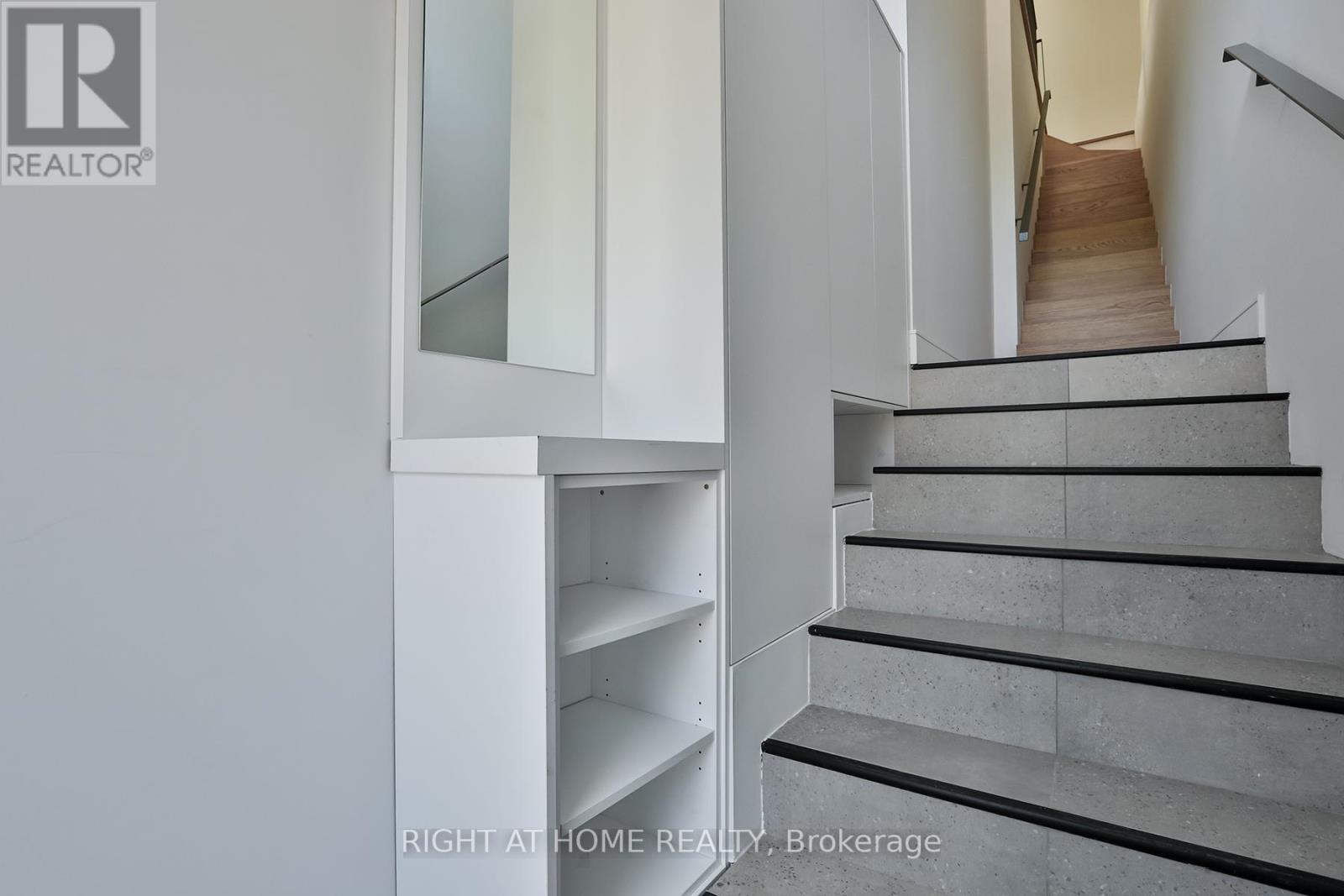 Unit 4 - 1169 Davenport Road, Toronto, Ontario  M6H 2G6 - Photo 3 - C13110954