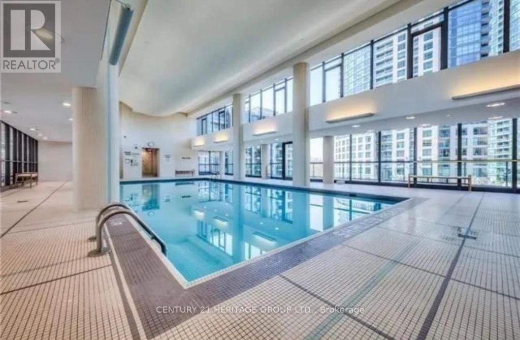 668 - 209 Fort York Boulevard S, Toronto, Ontario  M5V 4A1 - Photo 8 - C13111004