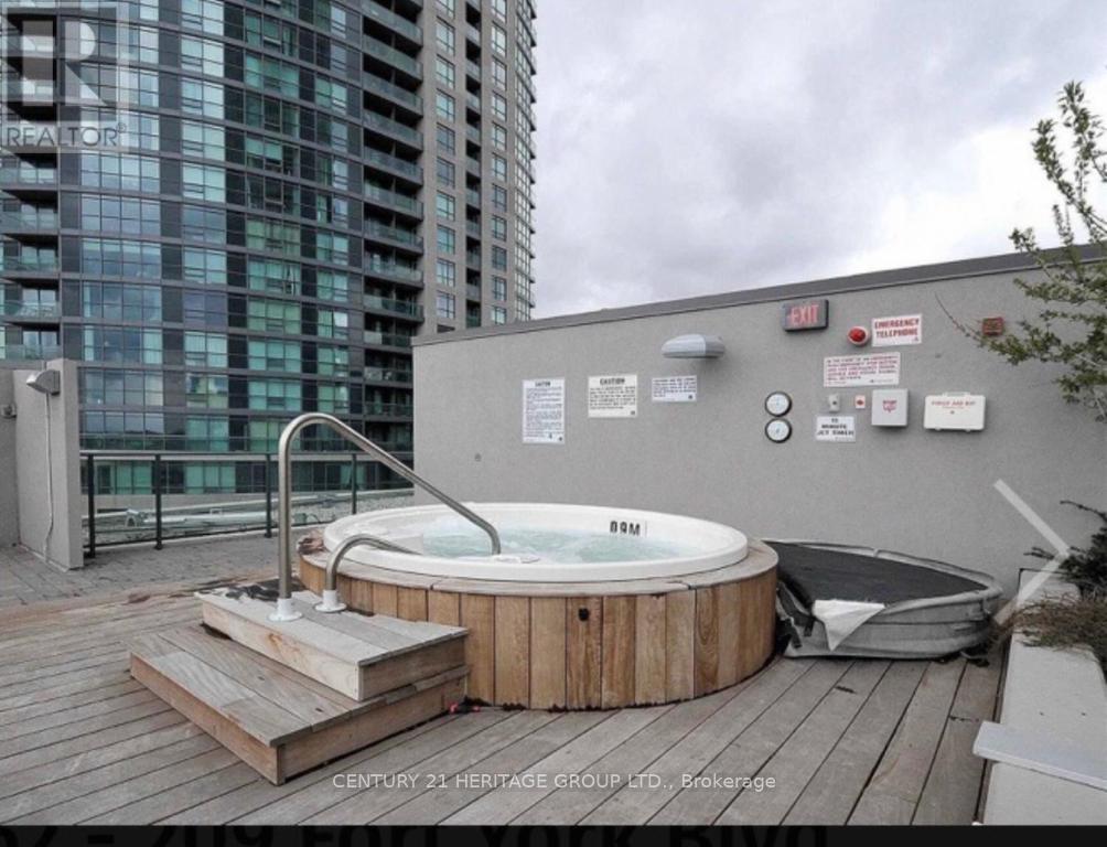 668 - 209 Fort York Boulevard S, Toronto, Ontario  M5V 4A1 - Photo 9 - C13111004