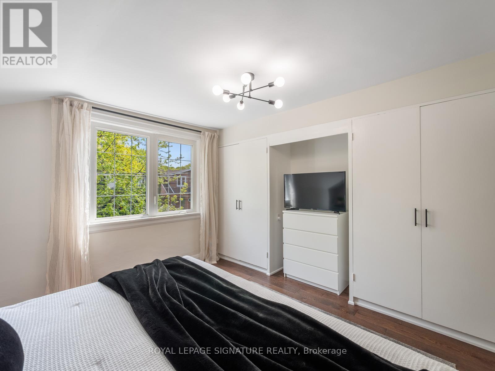 422 Davisville Avenue, Toronto, Ontario  M4S 1H6 - Photo 17 - C13111020