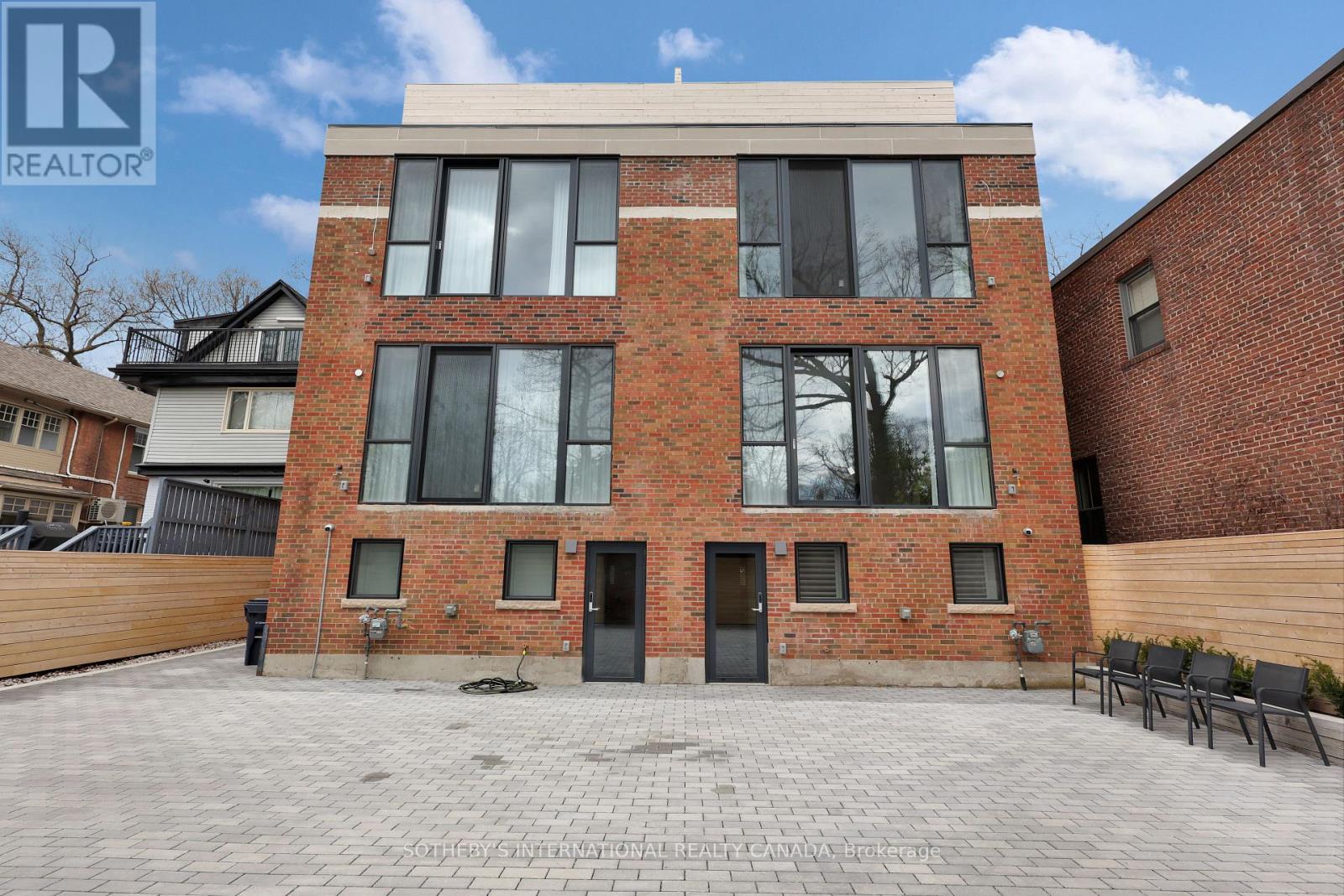 323 St Clair Avenue E, Toronto, Ontario  M4T 1P3 - Photo 48 - C13111062