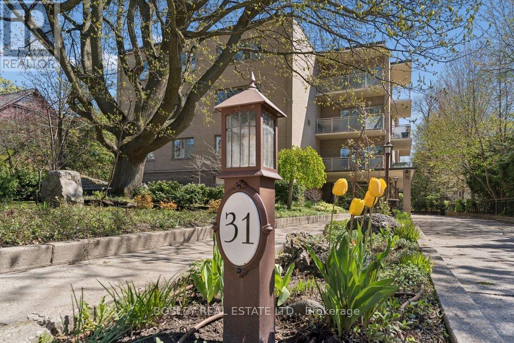 303 - 31 Rosedale Road, Toronto, Ontario  M4W 2P5 - Photo 1 - C13111086