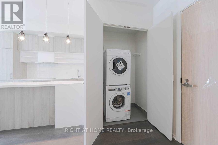 944 - 8 Hillsdale Avenue, Toronto, Ontario  M4S 0B2 - Photo 10 - C13111096