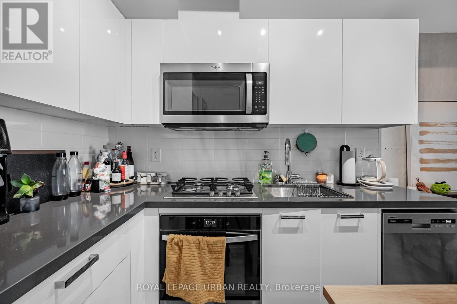521 - 195 Mccaul Street, Toronto, Ontario  M5T 0E5 - Photo 11 - C13111116