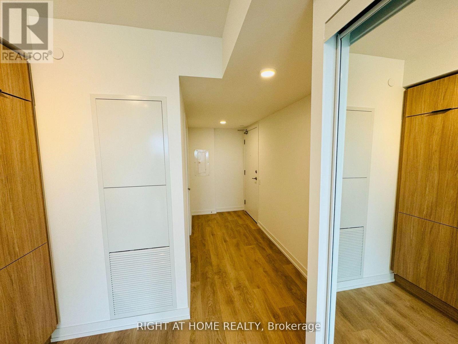 3818 - 82 Dalhousie Street, Toronto, Ontario  M5H 0C5 - Photo 2 - C13111154