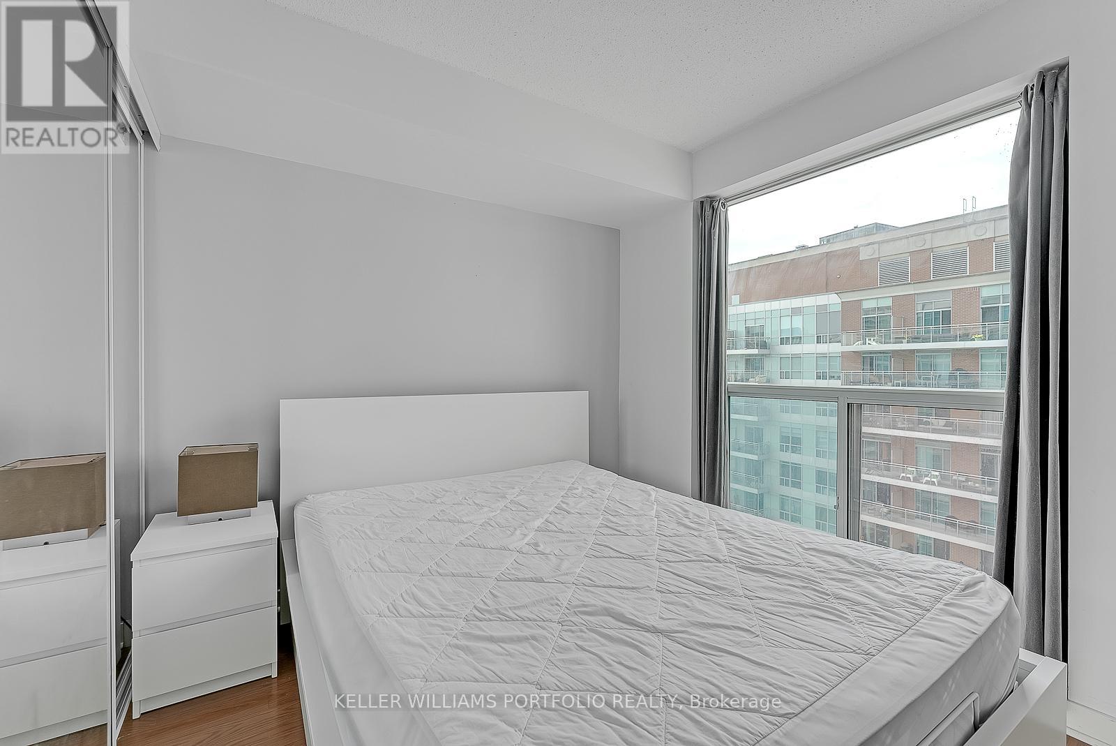 2301 - 80 Western Battery Road, Toronto, Ontario  M6K 3S1 - Photo 10 - C13111158