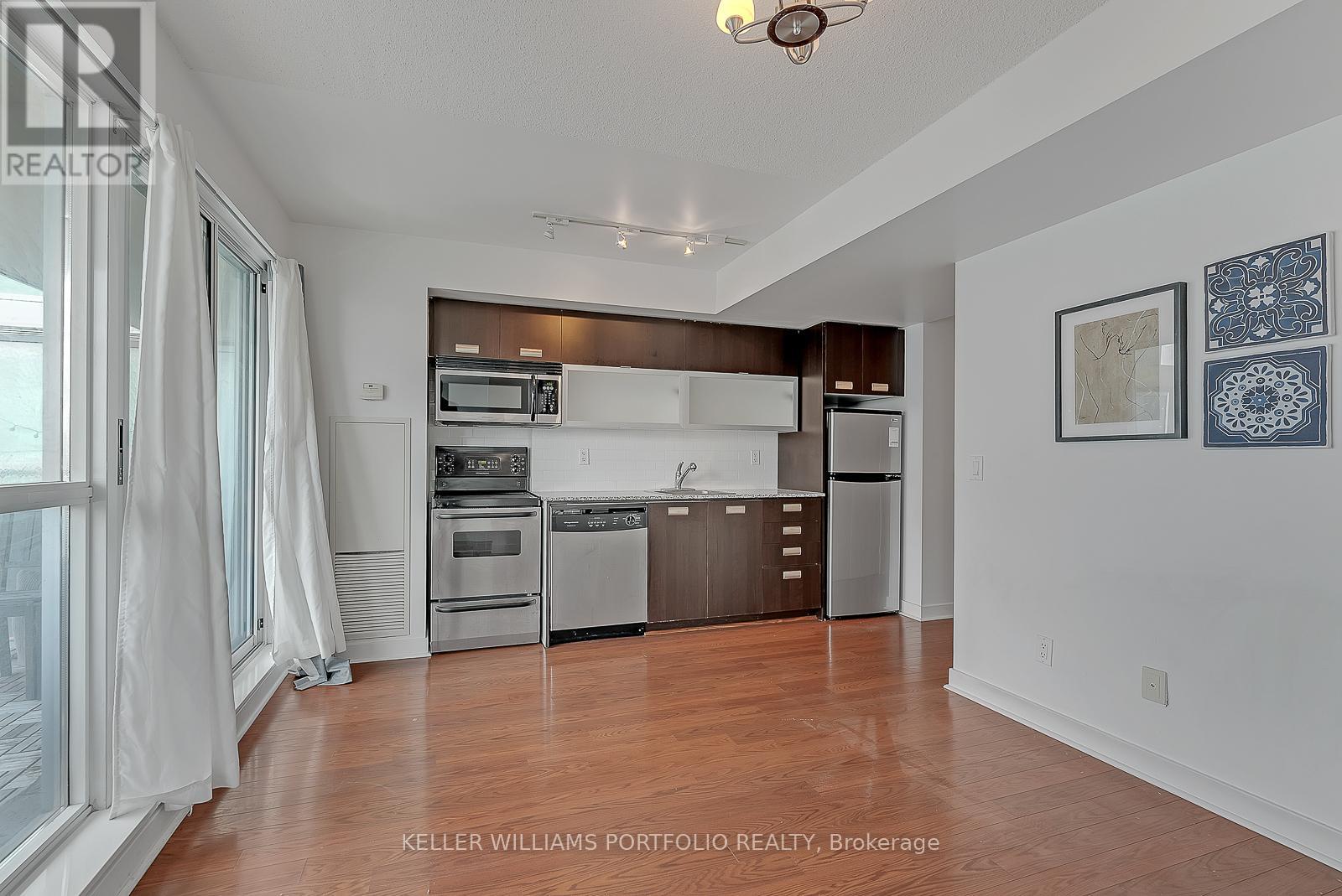 2301 - 80 Western Battery Road, Toronto, Ontario  M6K 3S1 - Photo 7 - C13111158