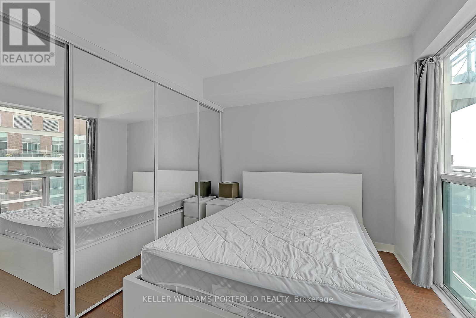 2301 - 80 Western Battery Road, Toronto, Ontario  M6K 3S1 - Photo 9 - C13111158