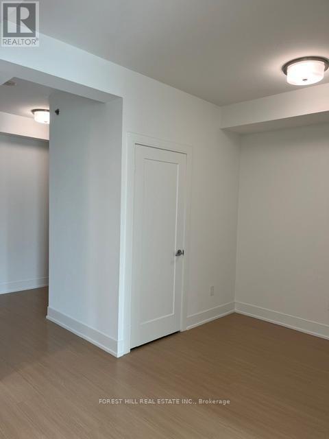 2404 - 310 Tweedsmuir Avenue, Toronto, Ontario  M5P 2Y2 - Photo 9 - C13111200