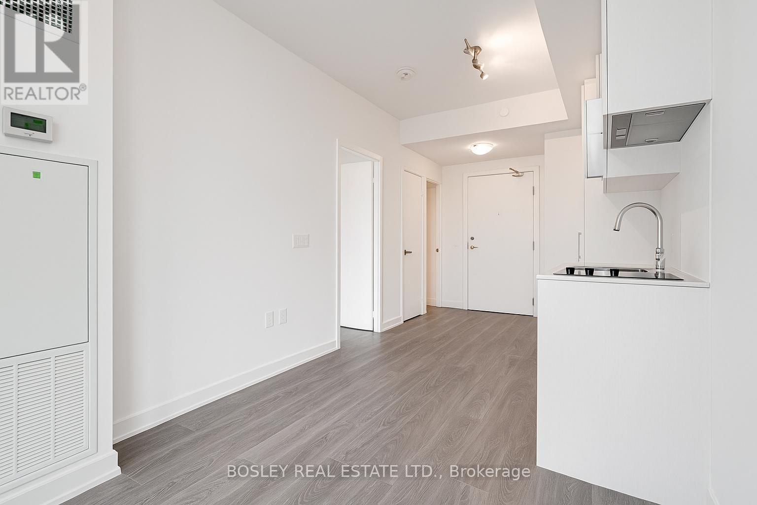 Lph13 - 195 Redpath Avenue, Toronto, Ontario  M4P 0E4 - Photo 4 - C13111214