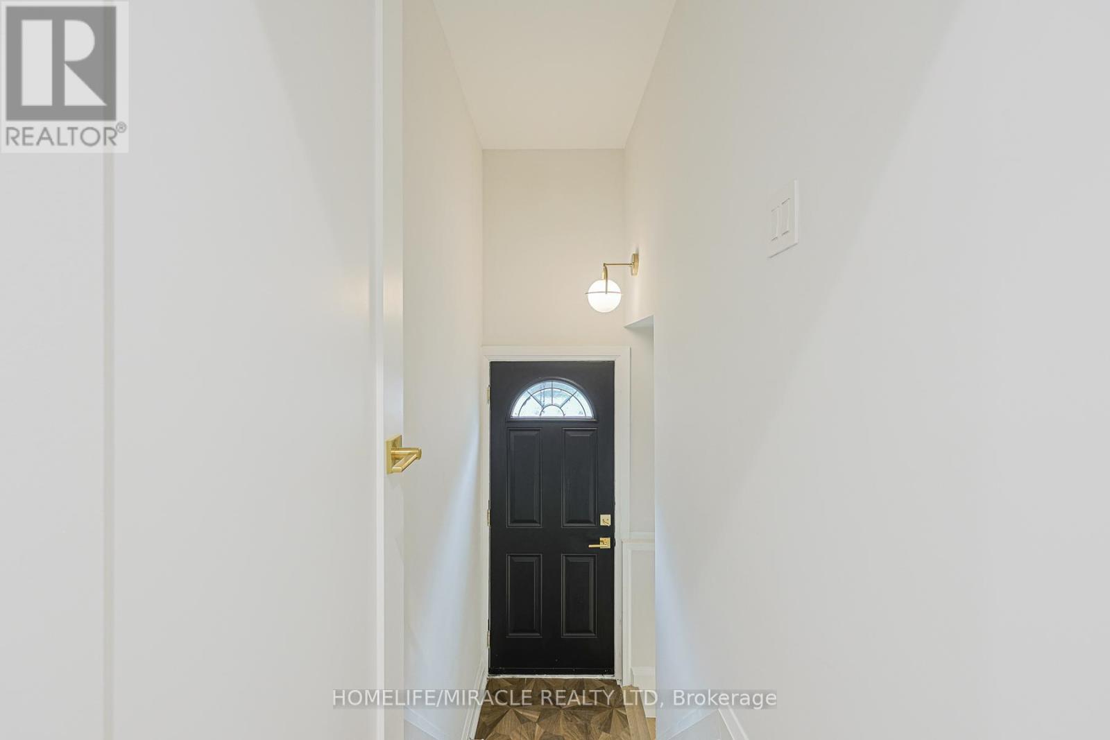 158 Cass Avenue, Toronto, Ontario  M1T 2B7 - Photo 23 - E13110878