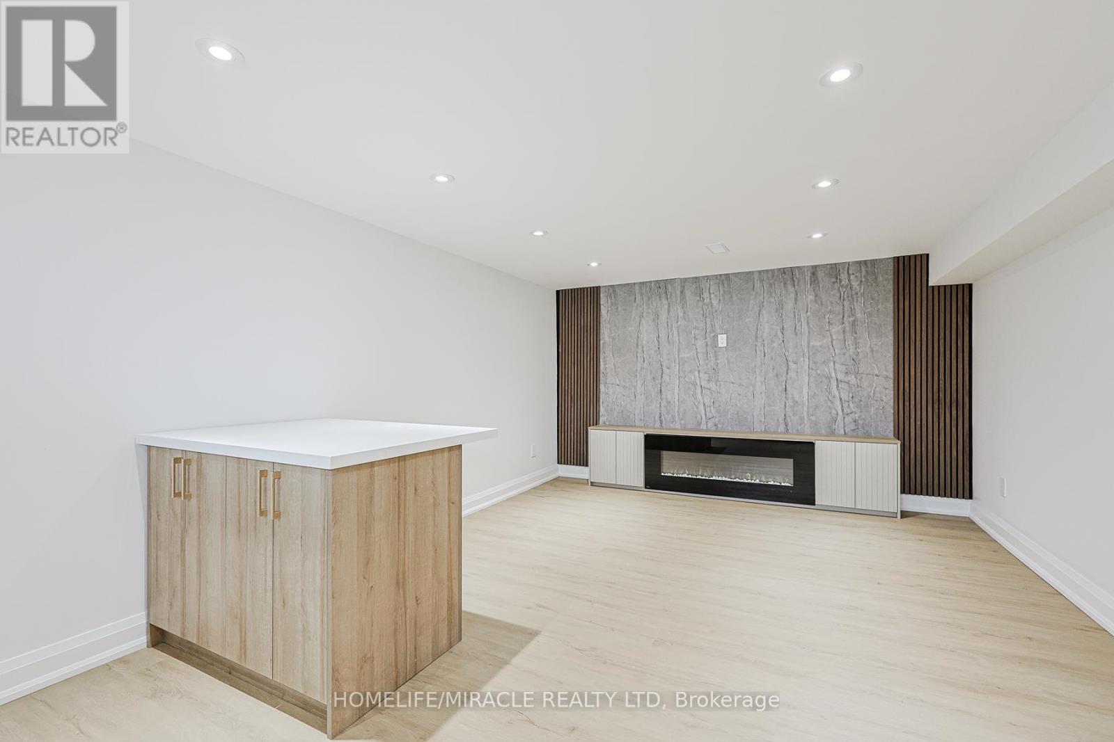158 Cass Avenue, Toronto, Ontario  M1T 2B7 - Photo 27 - E13110878