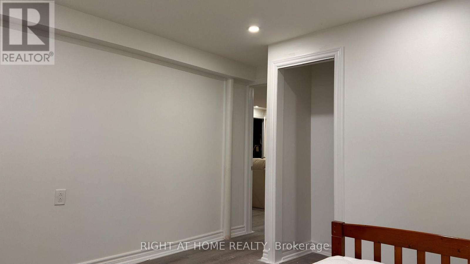 Basement - 980 Midlan Avenue, Toronto, Ontario  M1K 4G6 - Photo 12 - E13110908