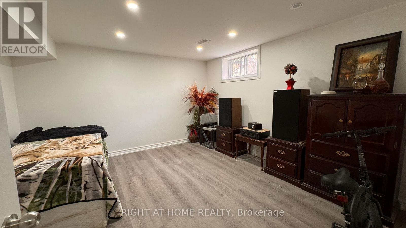 Basement - 980 Midlan Avenue, Toronto, Ontario  M1K 4G6 - Photo 16 - E13110908