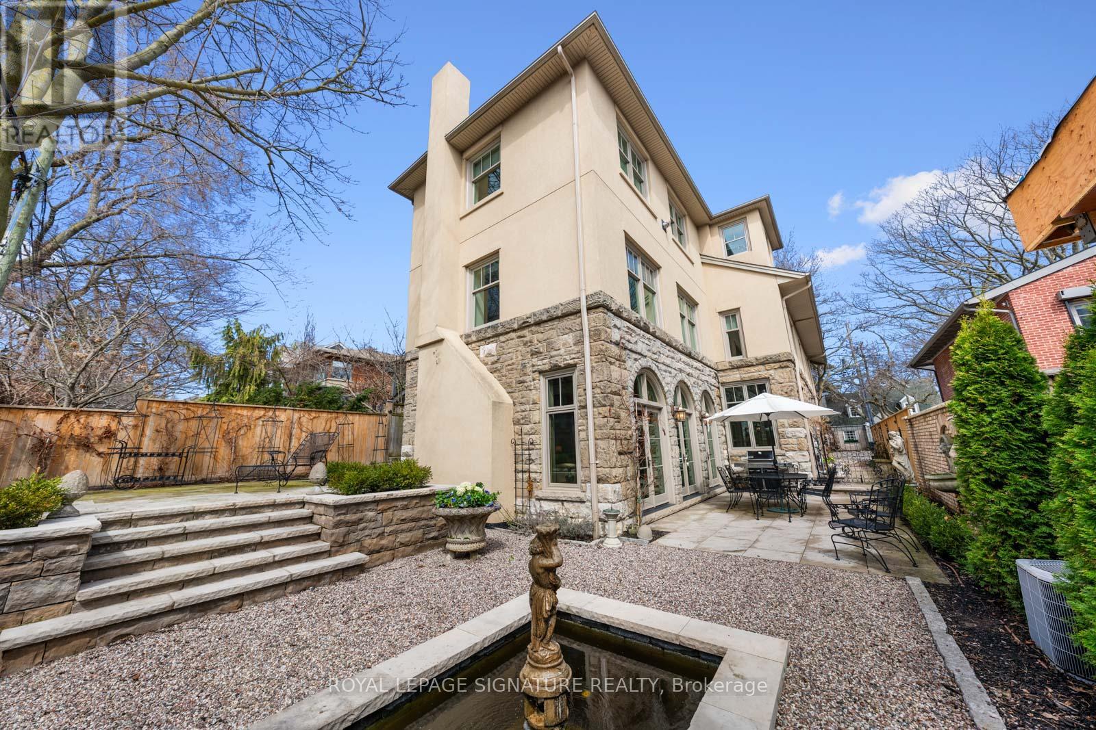 4 Neville Park Boulevard, Toronto, Ontario  M4E 3P6 - Photo 44 - E13110966