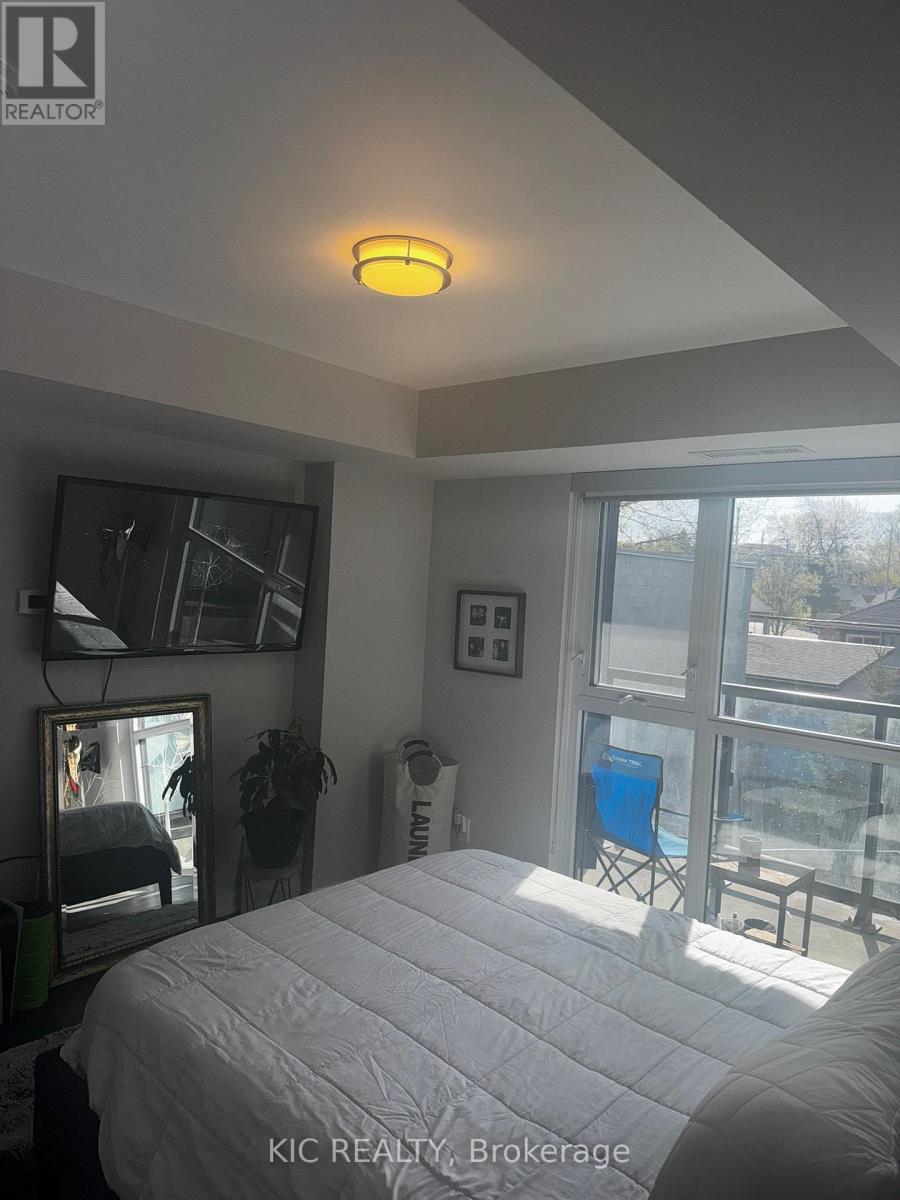 221 - 1401 O'connor Drive, Toronto, Ontario  M4B 2V5 - Photo 16 - E13111120