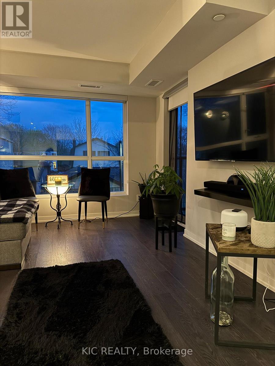 221 - 1401 O'connor Drive, Toronto, Ontario  M4B 2V5 - Photo 7 - E13111120
